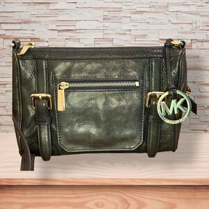 Michael Kors Medium McGraw Leather Messenger Bag